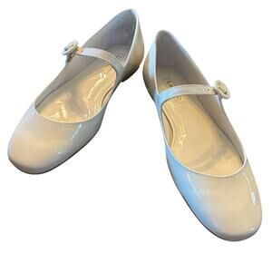 Larroude Blair Maryjane Ballet Flat Ivory Patent Leather Chic Classic NEW Size 6